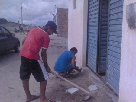 Começando a reformar o prédio da associação