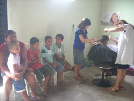 SALÃO DE BELEZA COMUNITÁRIO